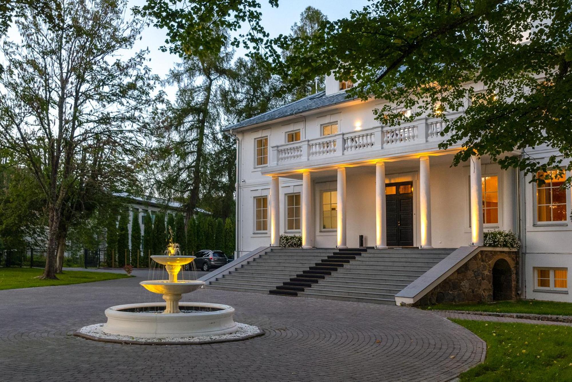 The Manor Sports & Spa Tõrve Eksteriør bilde